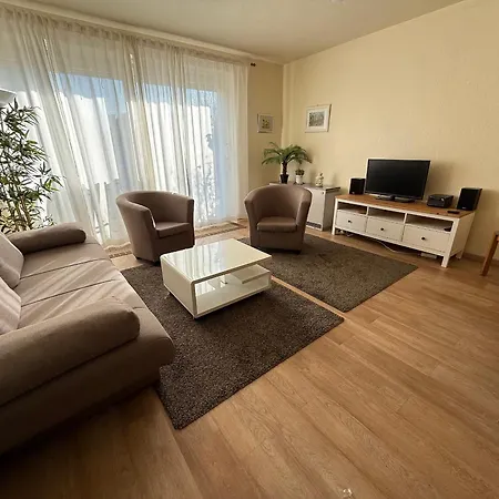 Rahlstedter Strasse 6, Whg 1 *